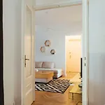 Alba On Calea Victoriei Apartament Bucureşti