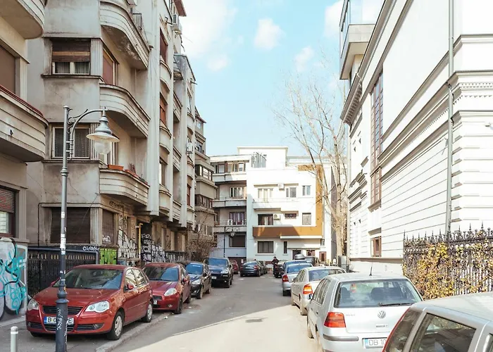 Alba On Calea Victoriei *