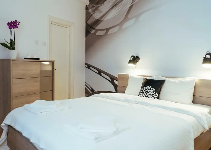 Alba On Calea Victoriei