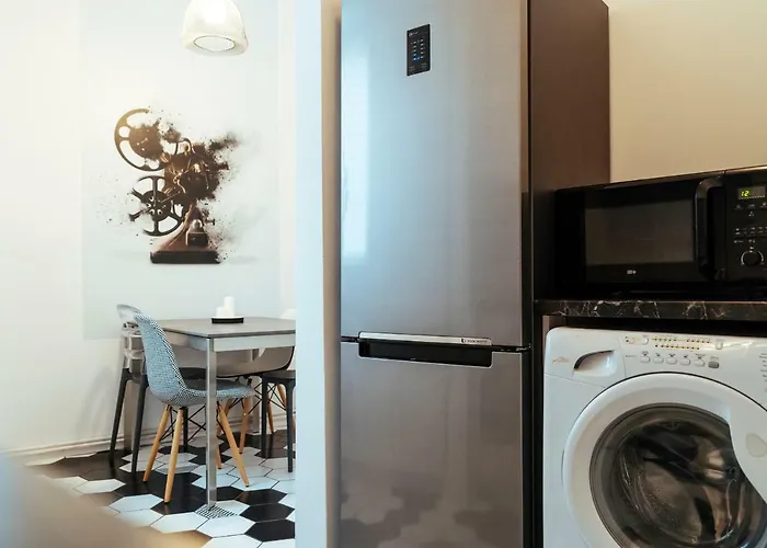 Alba On Calea Victoriei