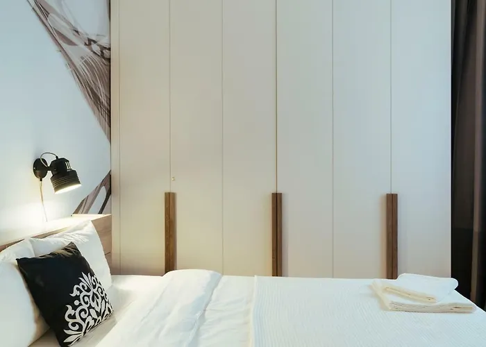 Alba On Calea Victoriei *