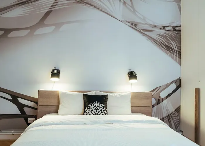 Alba On Calea Victoriei * Бухарест