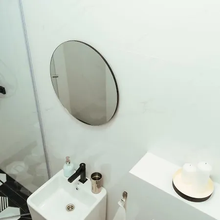 Alba On Calea Victoriei Daire